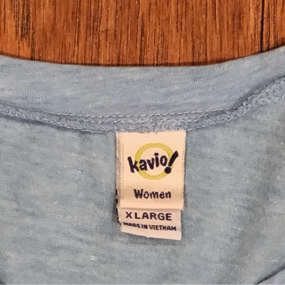 XL Women's Light Blue Alaska Graphic Tee - Picture 5 of 10